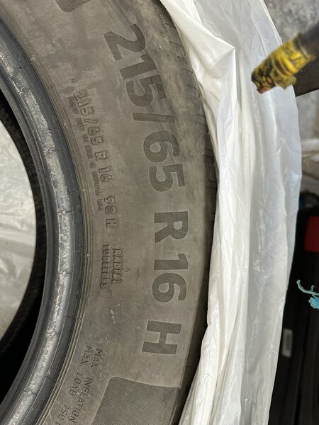 Anvelope vara Continental 215/65/R16 98H